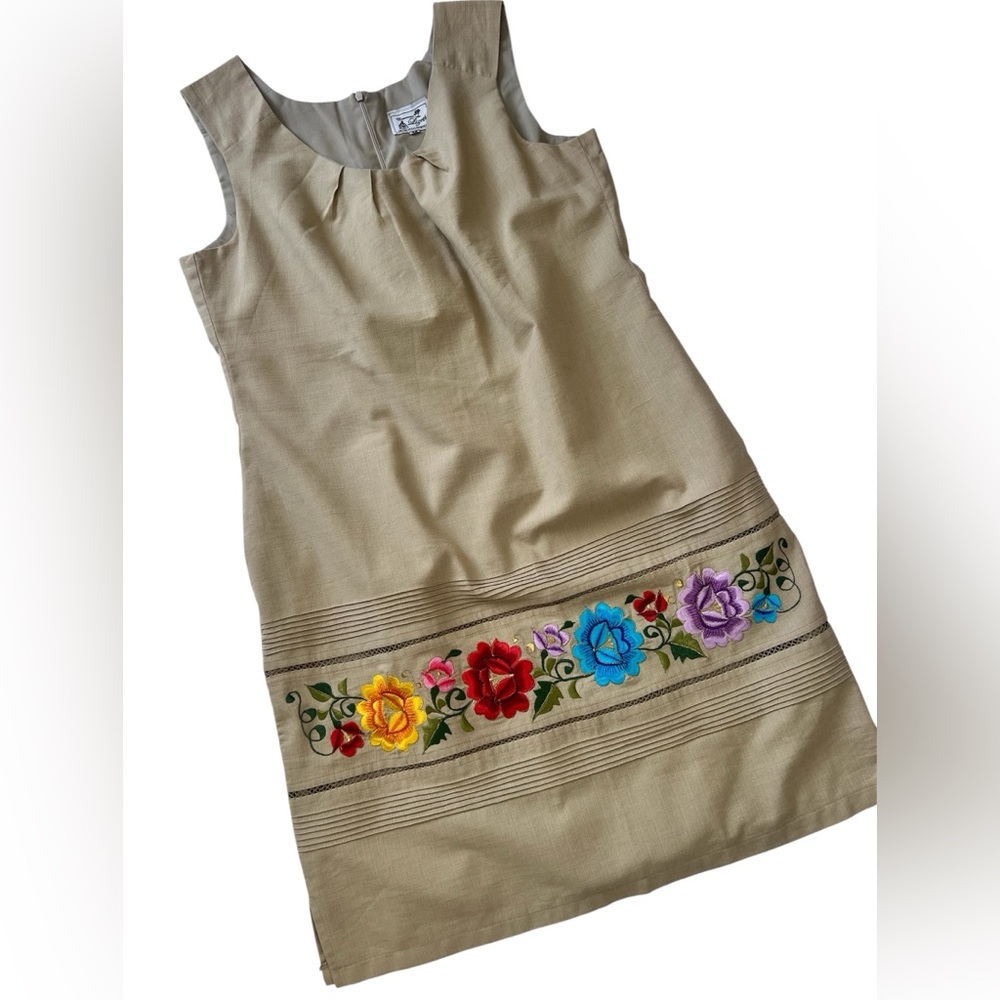 Vintage Mexican Artisan Floral Embroidered Shift Dress Beige Size 36 - Picture 2 of 14